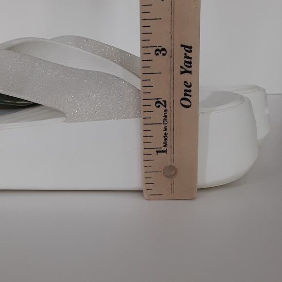 Crocs Getaway Platform Flip Flops White Glitter Thong Sandals Womens 8 Resort - Picture 8 of 10